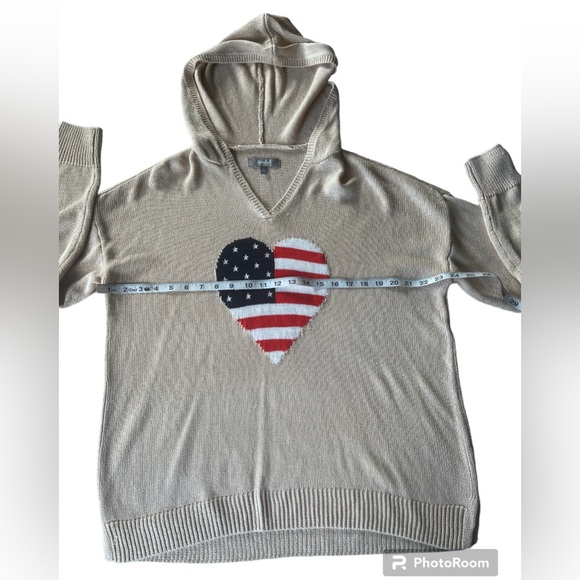 Marled Reunited Tan Hoodie Long Sleeve Sweater w/ US Flag Heart Size XL - Picture 6 of 7